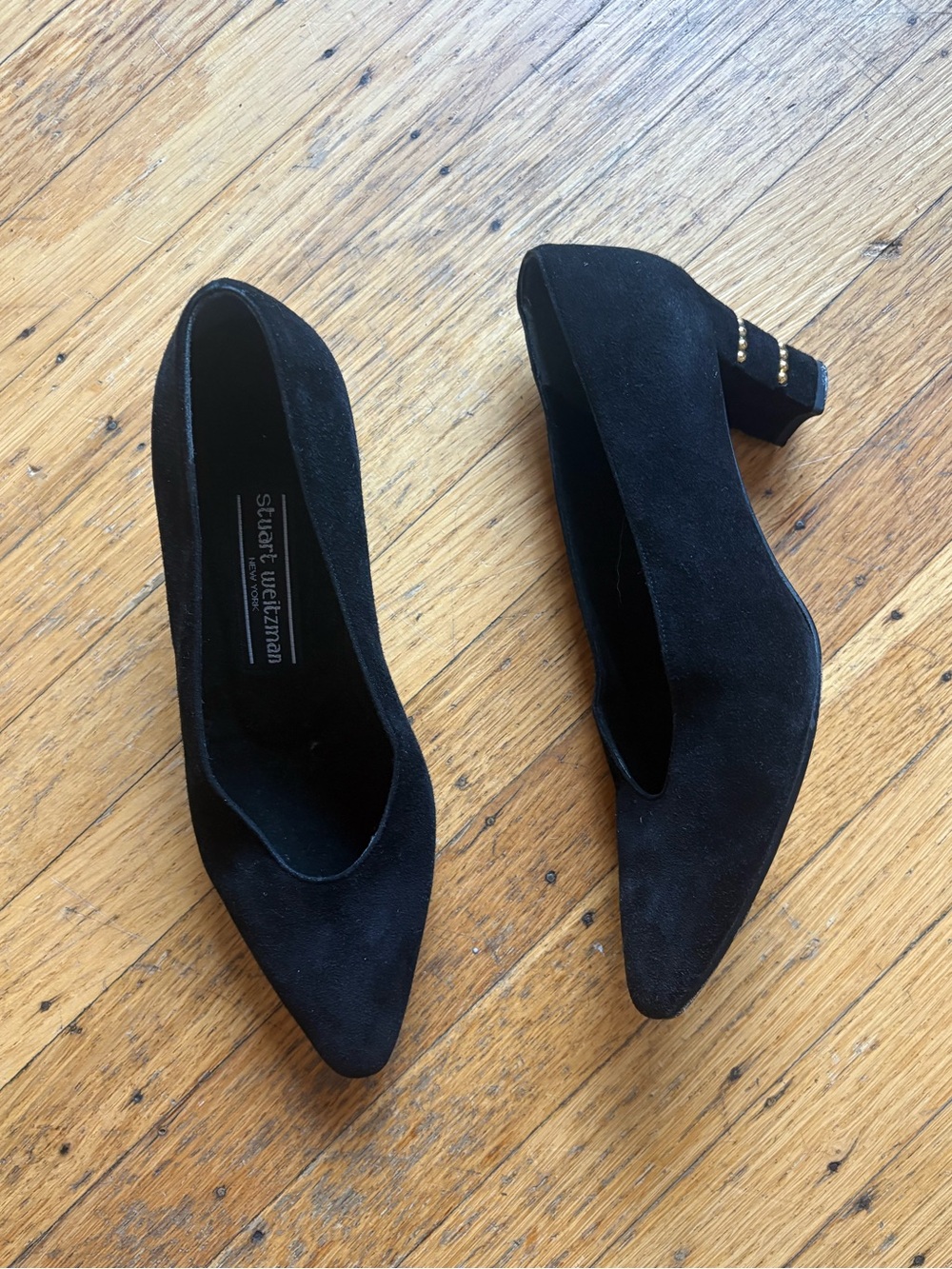 STUART WEITZMAN VINTAGE Black Suede Pump